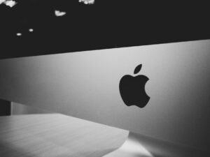 China Considers Antitrust Probe Into Apple’s App Store Fees Amid Global Scrutiny
