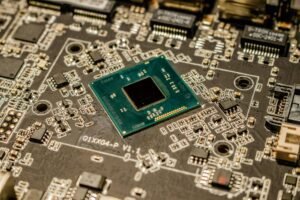 China Pushes Open-Source RISC-V Chips to Reduce Dependence on Western Technology