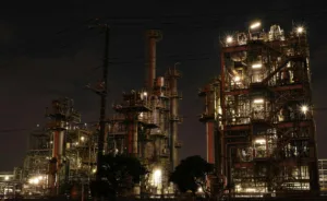 US Treasury Sanctions Major Russian Oil Companies, Calls for Immediate Ceasefire