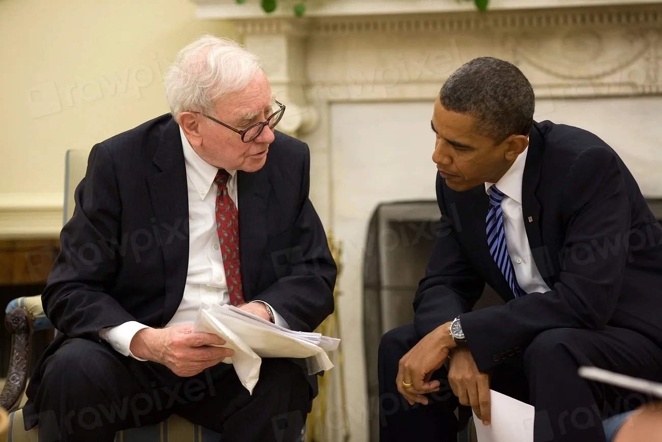 President Barack Obama meets with Warren