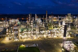 Asian Refiners Rush for Non Middle East Crude as Hormuz Disruption Deepens