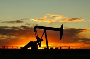 S&P Raises Oil Price Outlook on Supply Risks