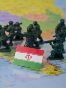 US Hits Tanker, Iran Fires Missiles as Trump Pushes for Deal