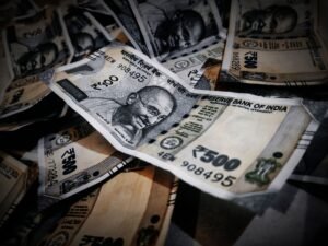 India’s Net Foreign Claims Fall $52.4B to $209.9B in March Quarter