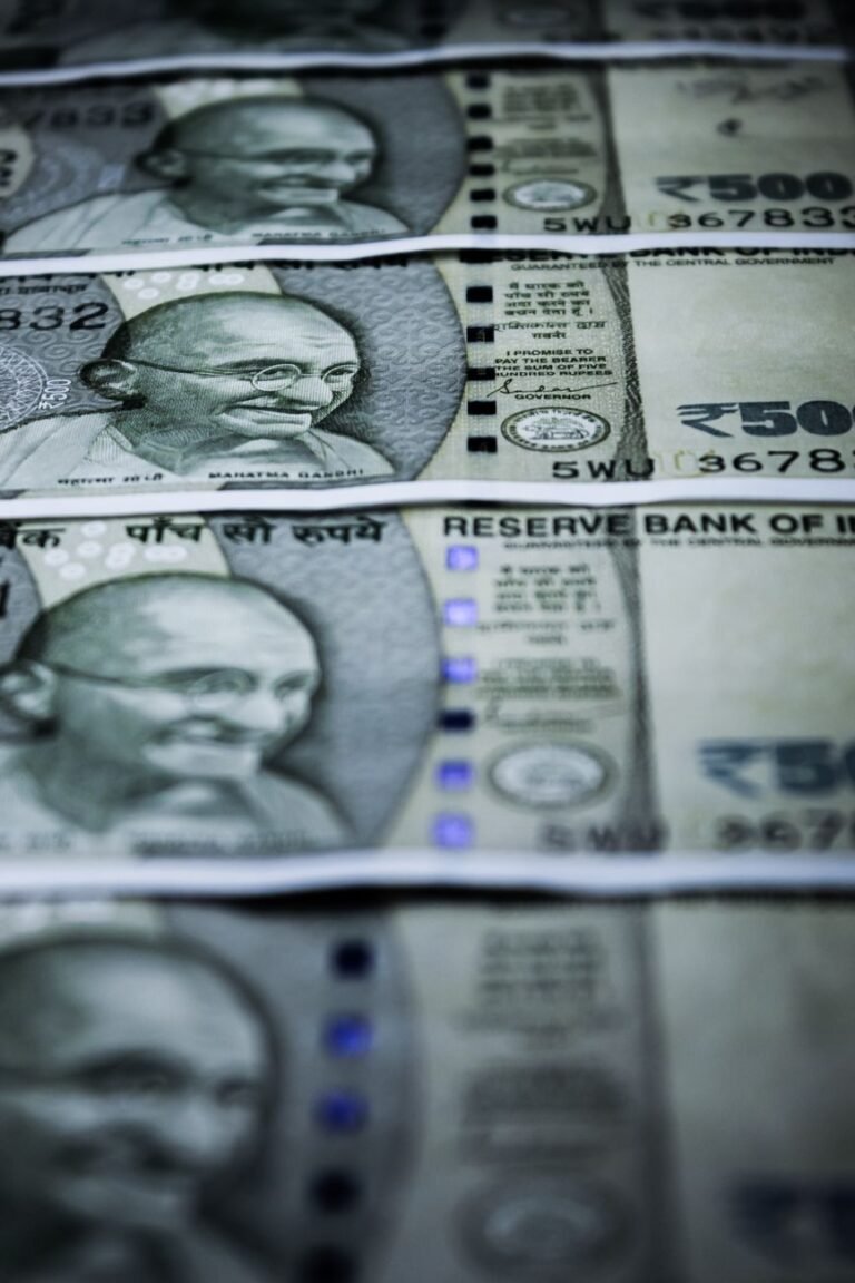 RBI Reports India Posts $2 Billion Current Account Deficit in May 2026
